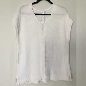 Croft&Barrow Women's White knit Sleeveless Sweater Sz L